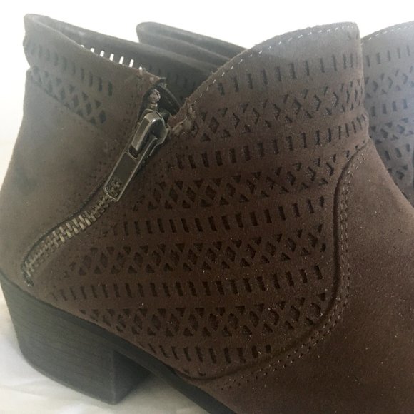 American Rag Chocolate Brown Zipper Ankle Boot - Picture 2 of 6